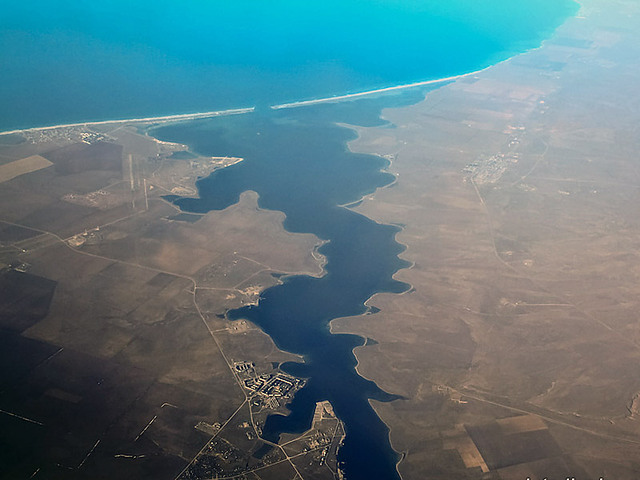 Песок раздора озера Донузлав