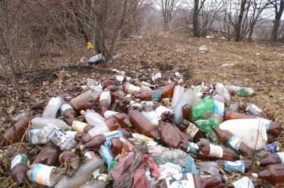 Кримінальний бізнес перетворює Україну на смітник