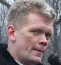 Слідом за дружиною від свободівця Швайки втік і помічник