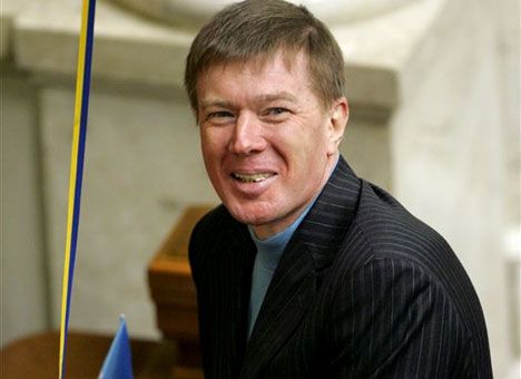 Что по чем у Ларина, или Как стать миллионером в нищей области