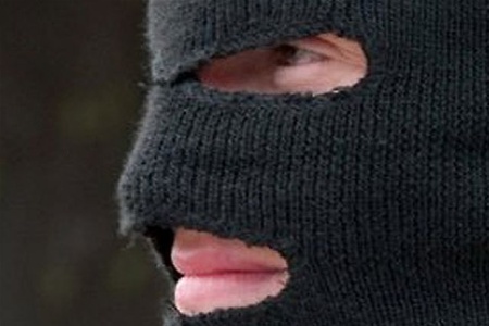 В Севастополе рейдеры продолжают вышвыривать людей из квартир