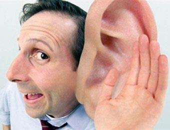 МВС и СБУ "греют уши"