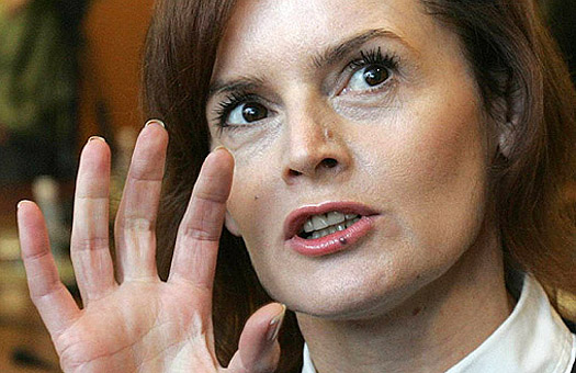 Креатура Фирташа, Жуковская жалуется на скупку голосов в Черкассах