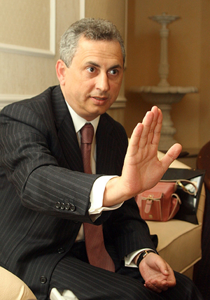 Колесников назвал донецкую власть «треугольником смерти»