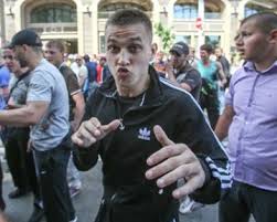 Стало известно, сколько стоит нанять «титушек»