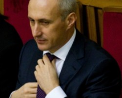 Нацбанк вновь печатает деньги для Януковича