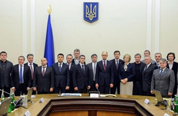 Во власти остаются коррупционеры и «коммуникаторы» с Медведчуком