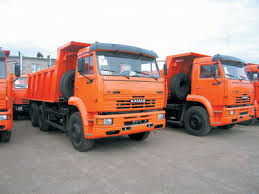 Вооруженные люди захватили путинские КАМАЗы