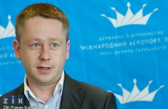 «УДАР» вимагає звільнити директора Львівського аеропорту