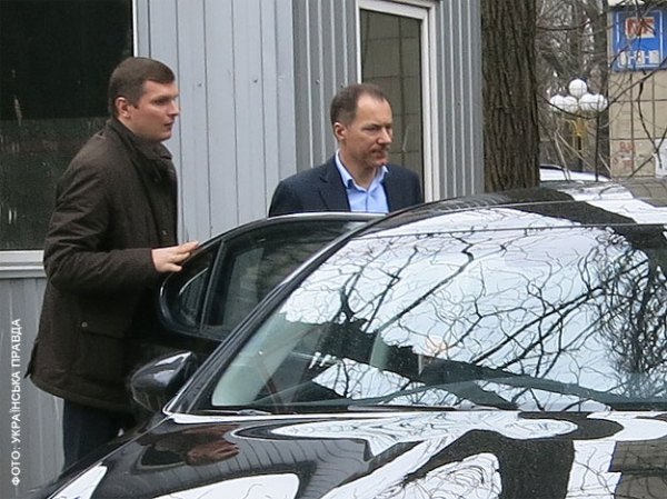 Нова влада – старі ’’смотряєщіє’’