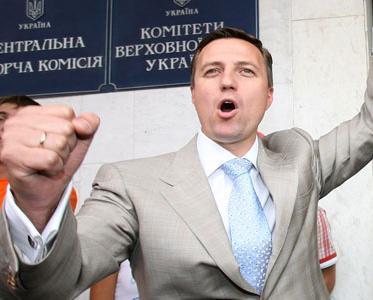 Катеринчук пытается протащить в Киевраду людей Черновецкого