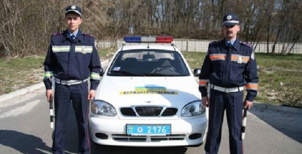 Співробітники ДАІ постачають сепаратистів зброєю