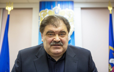 Бондаренко хочет снести Арку Дружбы народов и запретить «развлекаться» в центре