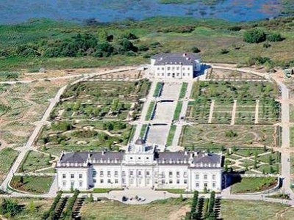 Личный дворец для Путина построили за счет средств, выделенных на медицину