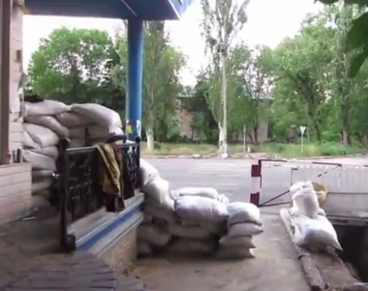 Попытка окружения блокпоста террористами