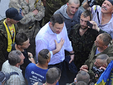 Кличко убеждает бездельников на Майдане разойтись по домам