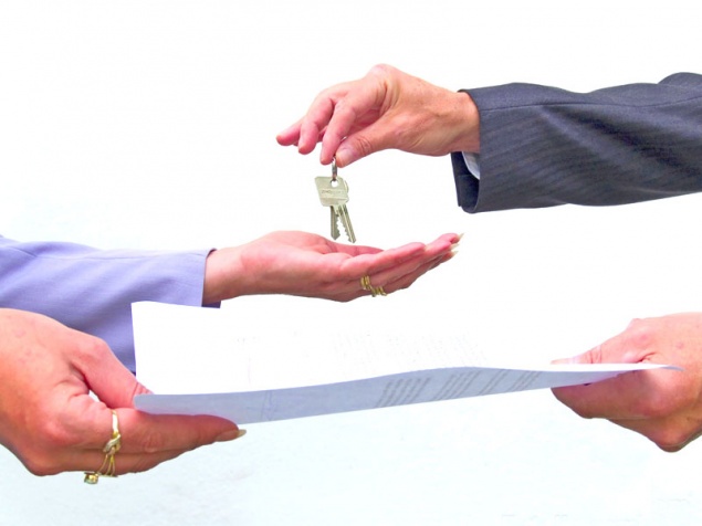 Чиновники КГГА дешево продавали коммунальные помещения