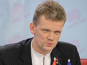 Швайка роздасть чверть мільярда на стабілізацію цін лише обраним молокопереробникам