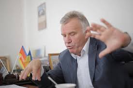 Квіт просуває на посаду ректора сільгоспакадемії латентного ватника Станіслава Ніколаєнка