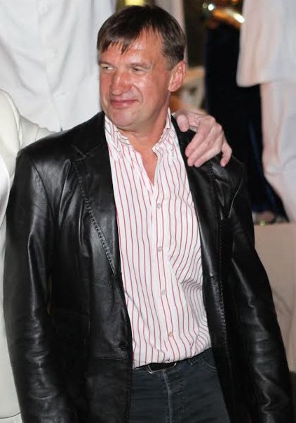 Как российский гражданин Игорь Бобнев “отжимает” собственность в Украине