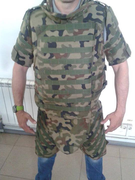 Закупленные Минобороны бронежилеты стоят вдвое дороже тех, которые покупают волонтеры