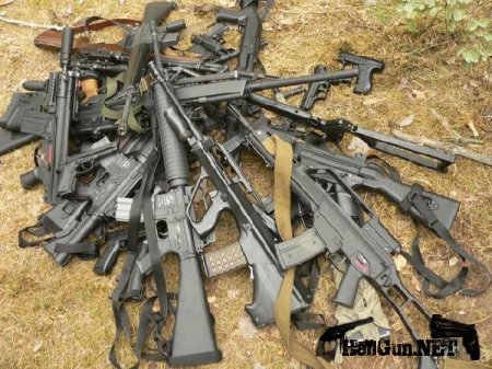 В Лисичанске террористы оставили запасы оружия и продпаек ВС РФ