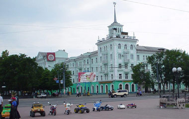 Луганск- город в руинах