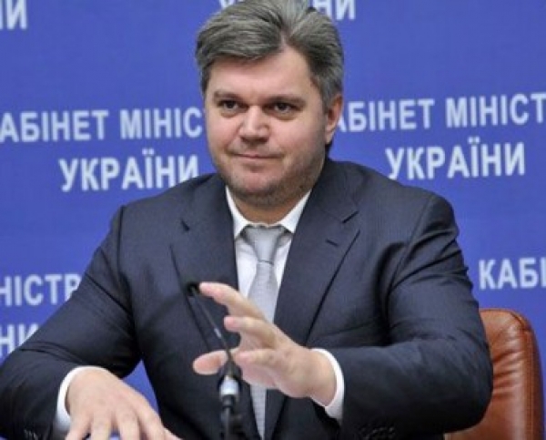 Почему Ставицкий продает самый дешевый бензин в Украине