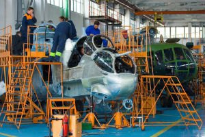 В Конотопе обстреляли из гранатомета авиаремонтный завод