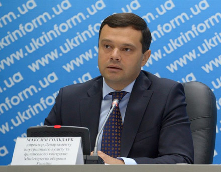 Экс-министр обороны Лебедев дал звание полковника рядовому