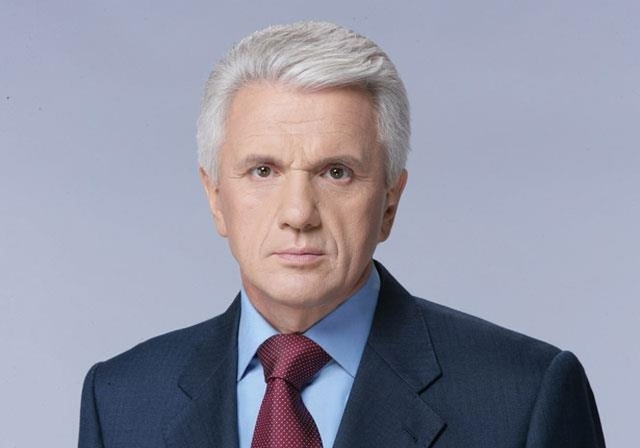 Литвин пропонує не забирати у приватної фірми вертольоти, які потрібні українській армії