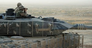 Европа готовит танки к приему российских “гуманитарных конвоев”