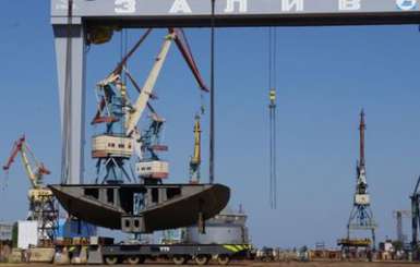 Рейдери почали «віджимати» заводи в Криму