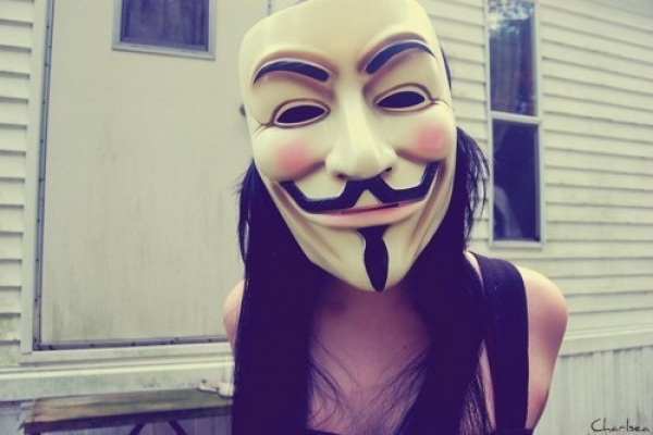 ХТО ПОКРИВАЄ ЗЛОЧИНИ ТА ПРОСУВАЄ ПО СЛУЖБОВІЙ ДРАБИНІ С. ГРОНСЬКОГО?