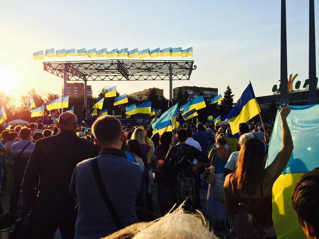 Сегодня Мариуполь впервые понял, что он хочет, умеет и будет защищаться. ФОТО