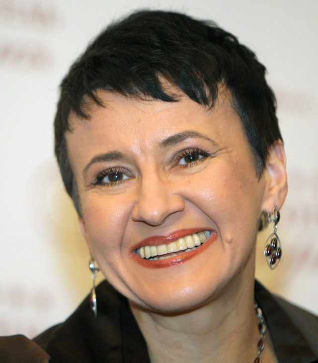 Оксана Забужко: Вони вже дощенту «вижерли» свою країну і тепер лізуть по нашу