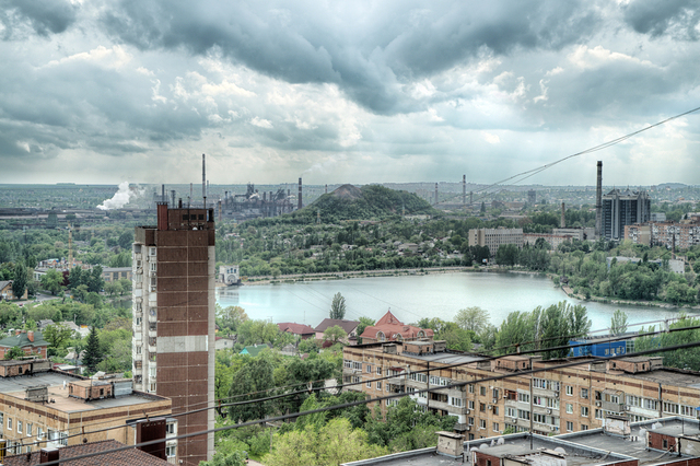 ЧЕМ ОПАСНА ПОМОЩЬ ДОНБАССУ