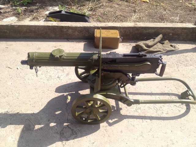 Правый сектор принял на вооружение пулеметы «Максим». ФОТО