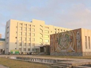 Луганский медуниверситет вне закона. Что делать студентам?