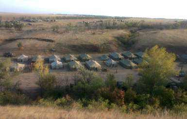 Як Росія маскує свої війська на кордоні з Україною (ФОТО)