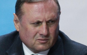 Ефермов хочет свою «депутатскую группу» в «законодательном собрании» «ЛНР» — Павел Дрёмов