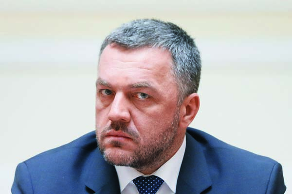 Зачем Левочкин «отмазывает» Махницкого?