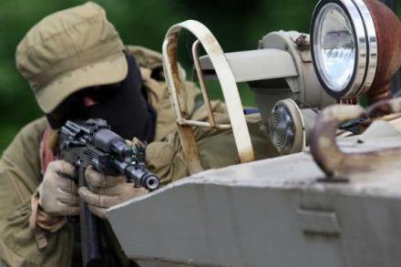 Террористы окружили бойцов Нацгвардии. Подмога попала в засаду. Ситуация критическая