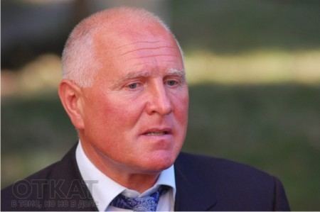 Общественники зафиксировали подкуп избирателей со стороны Климова