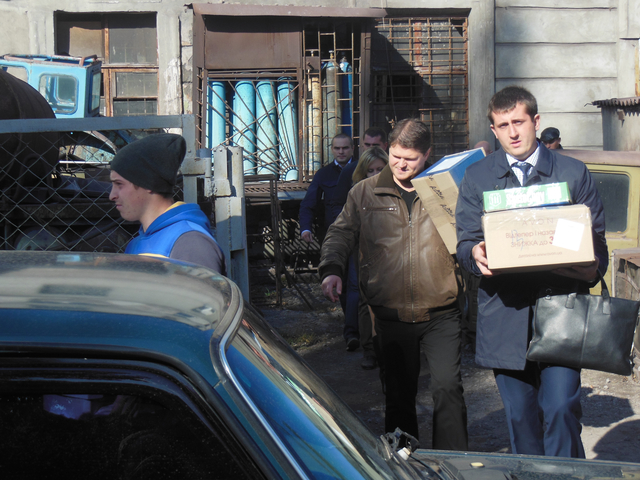 НАЕЗД ДНЯ: ДНЕПРОДЗЕРЖИНСКИЕ ПРОКУРОРЫ УСТРОИЛИ ШМОН В "РЕМАВТОМАТИКЕ"