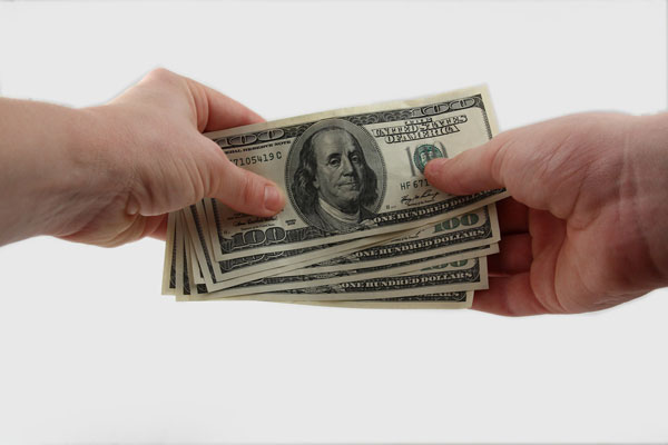 НБУ обещает снять часть ограничений на валютном рынке при снижении спекулятивного спроса