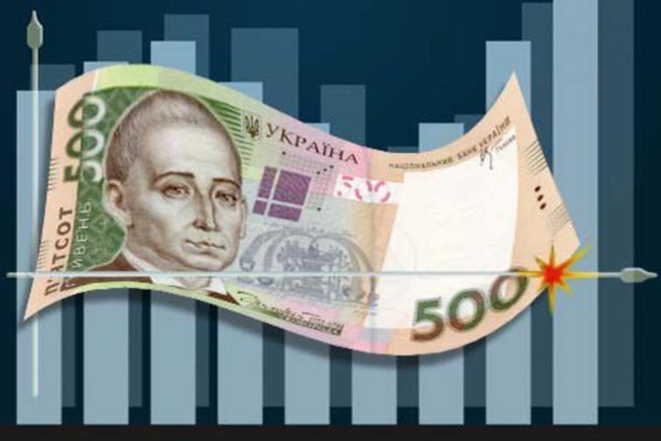 В ожидании официальной девальвации. Куда плывет гривна?