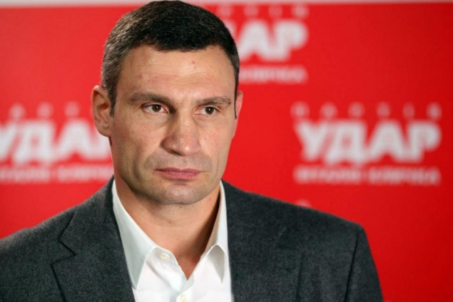 Кличко пытался отремонтировать приемную "УДАРа" за счет киевлян