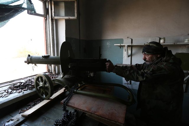 Потрясающий фоторепортаж о том, как воюют и отдыхают «киборги». ФОТО