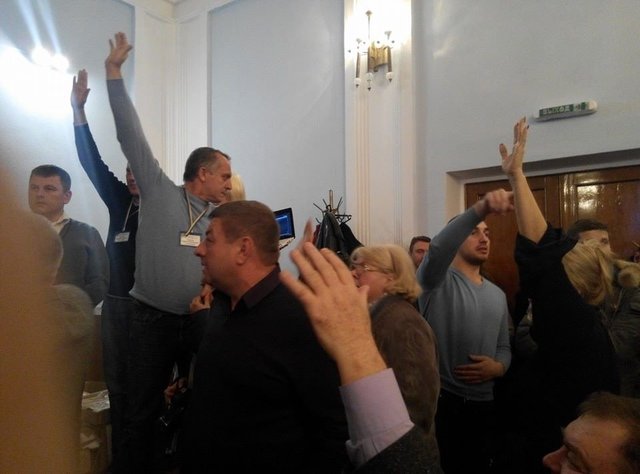 У 182-му окрузі досі не можуть встановити результати голосування